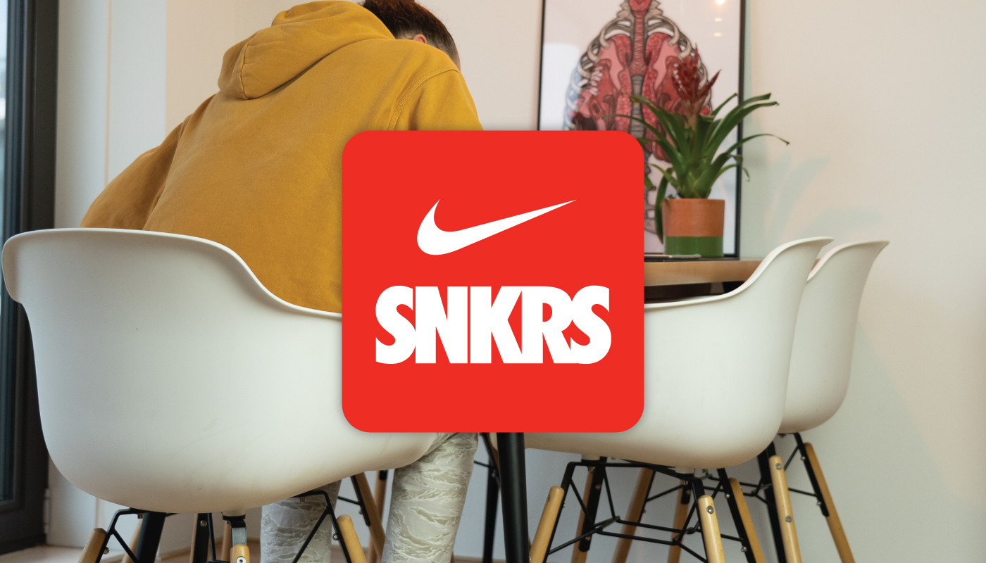 Nike SNKRS Hyprints sneaker art clock