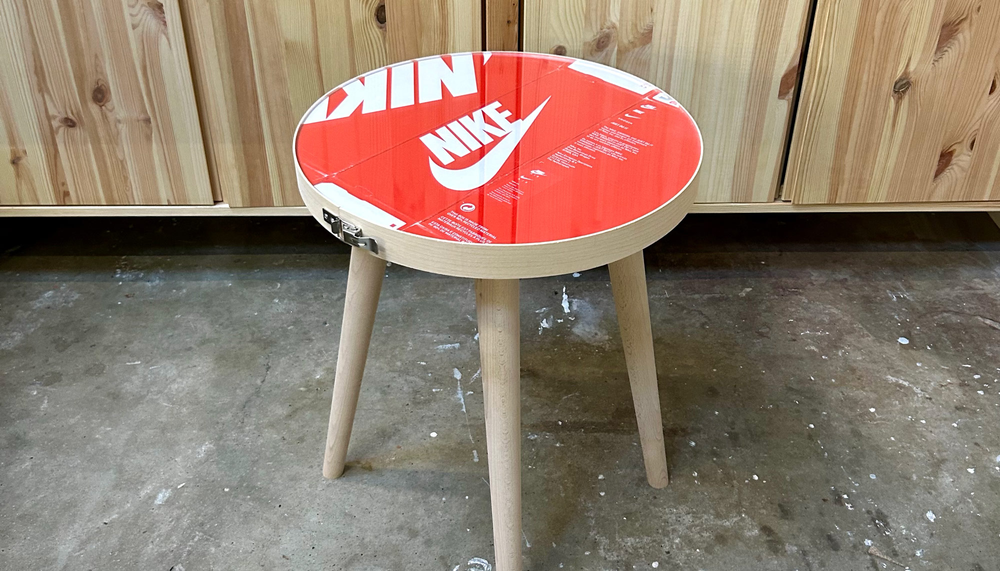 Hyprintable DIY sneaker art sneaker box custom side table